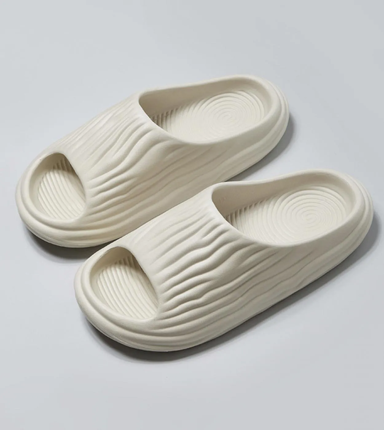 Pantofole da casa alla moda con plateau e sandali estivi da donna