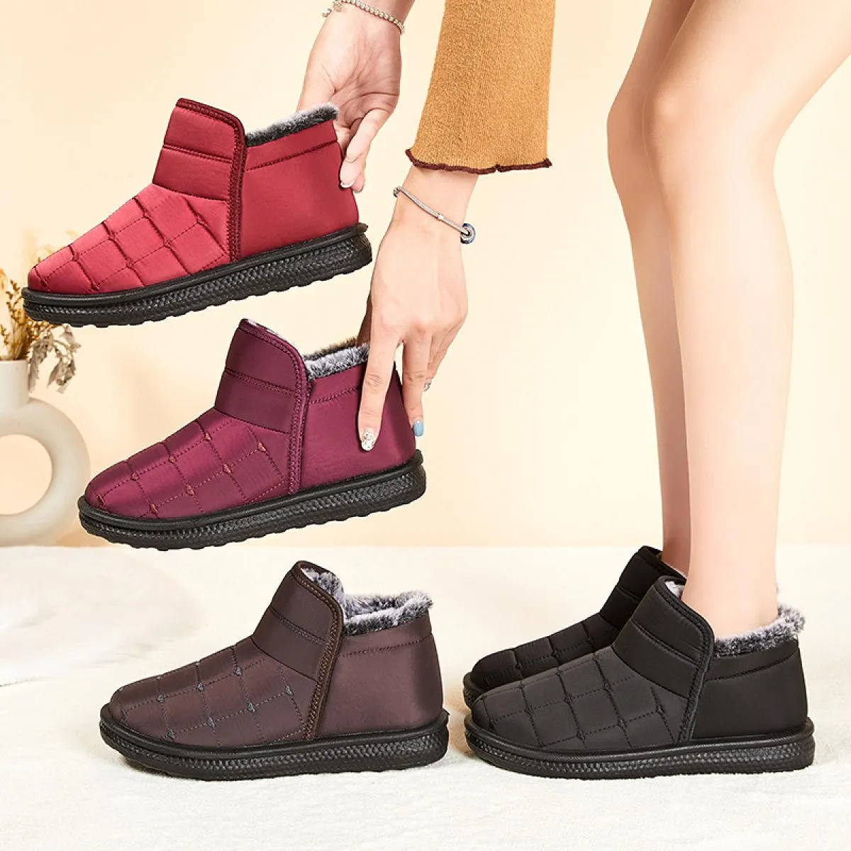 Scarpe di cotone Donna Inverno 2023 Stivali da donna Stivali caldi di cotone da donna Stivali da neve imbottiti casual Piattafor