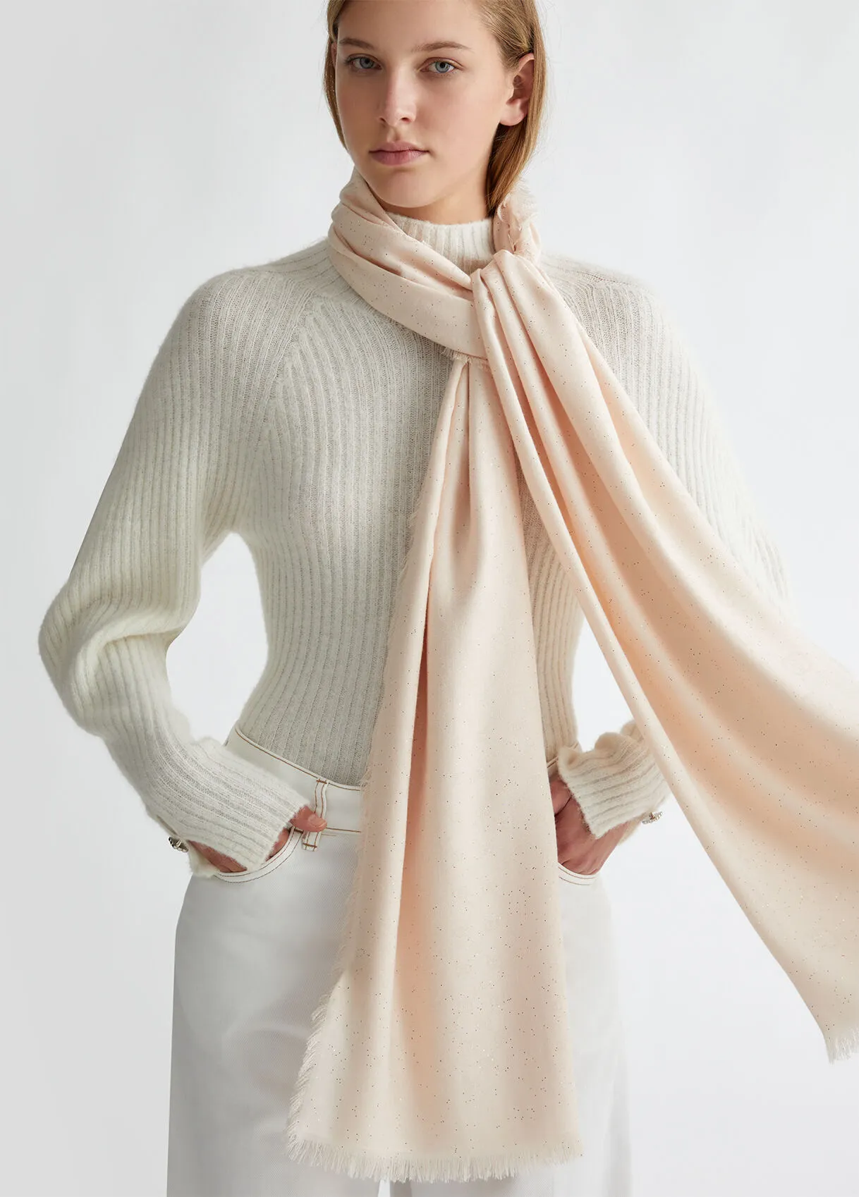 Stola con logo jacquard